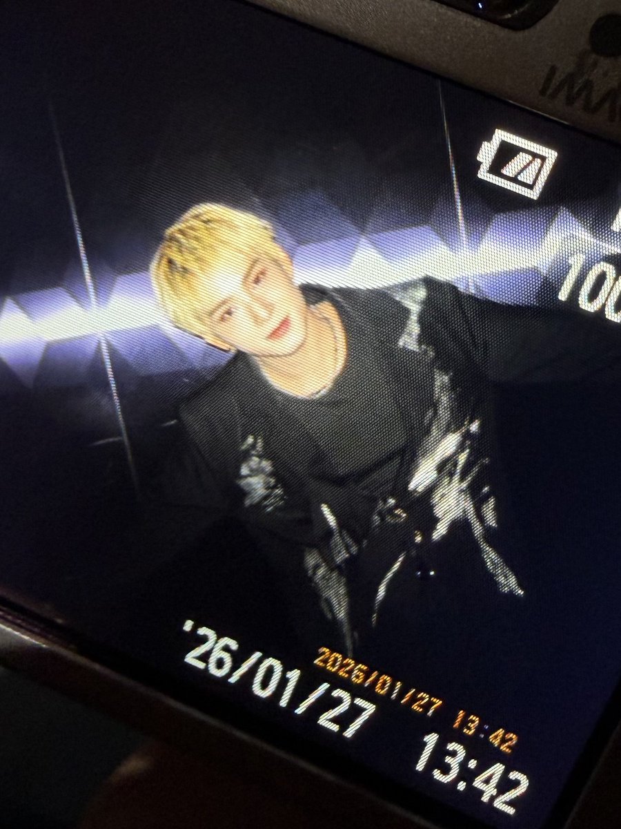 XODIAC_MEMBERS's tweet image. [#자얀💛] 

안녕, Halo, Hello, こんにちは, 你好.

#XODIAC #소디엑 #ZAYYAN #자얀