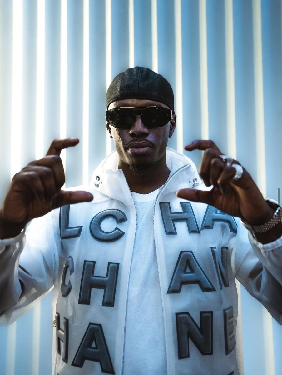 🕊️ Werenoi aurait dû fêter ses 32 ans aujourd’hui… 

Une immense perte pour le rap français 💔