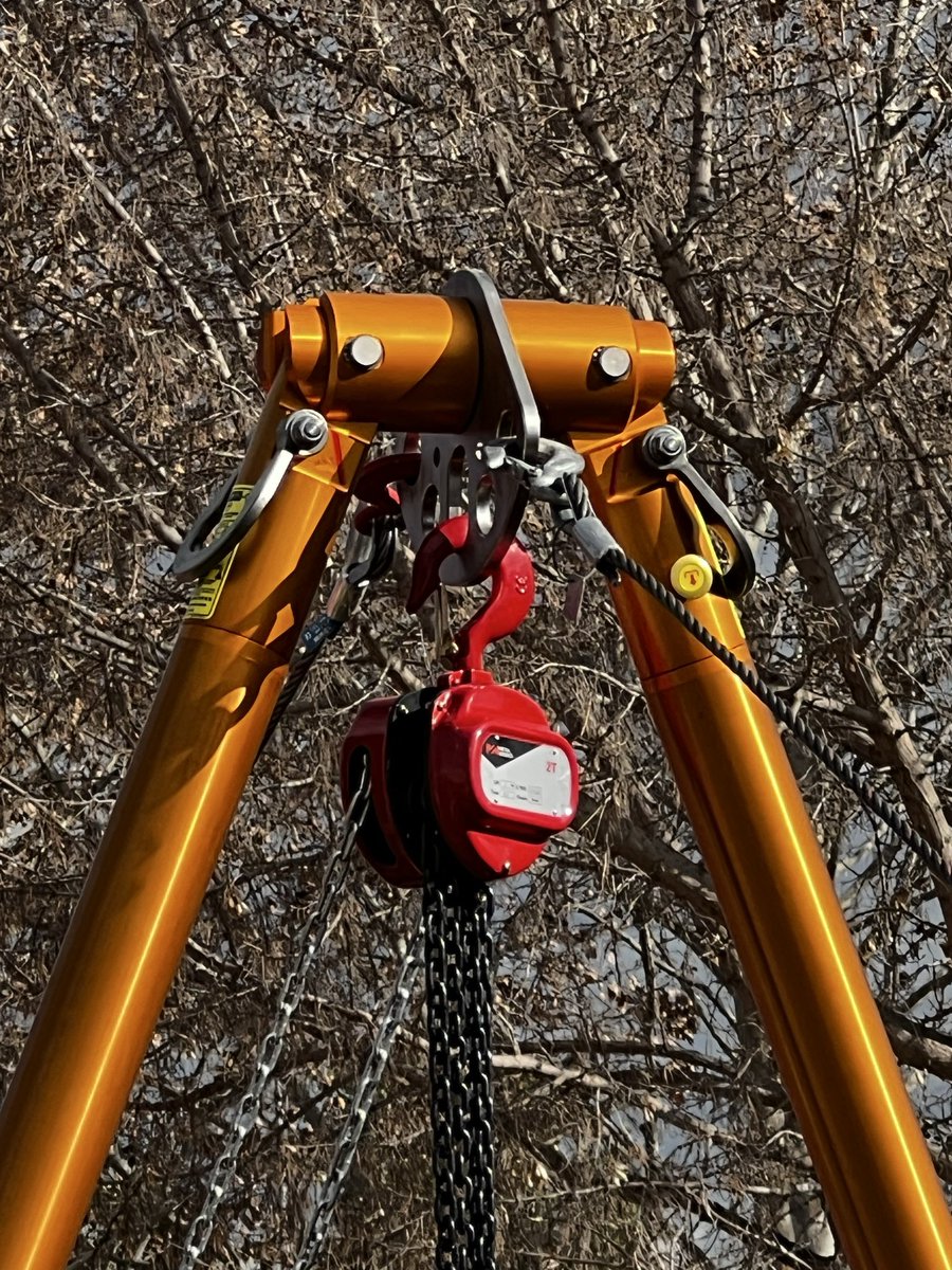 IGS_Spain's tweet image. Ayer fue el tercer y último día de formación #Paratech en #bomberos de #Murcia. Nos vemos de nuevo el mes próximo! #heavyRescue #spain @Paratech_Inc Movimiento de cargas con #bipode
