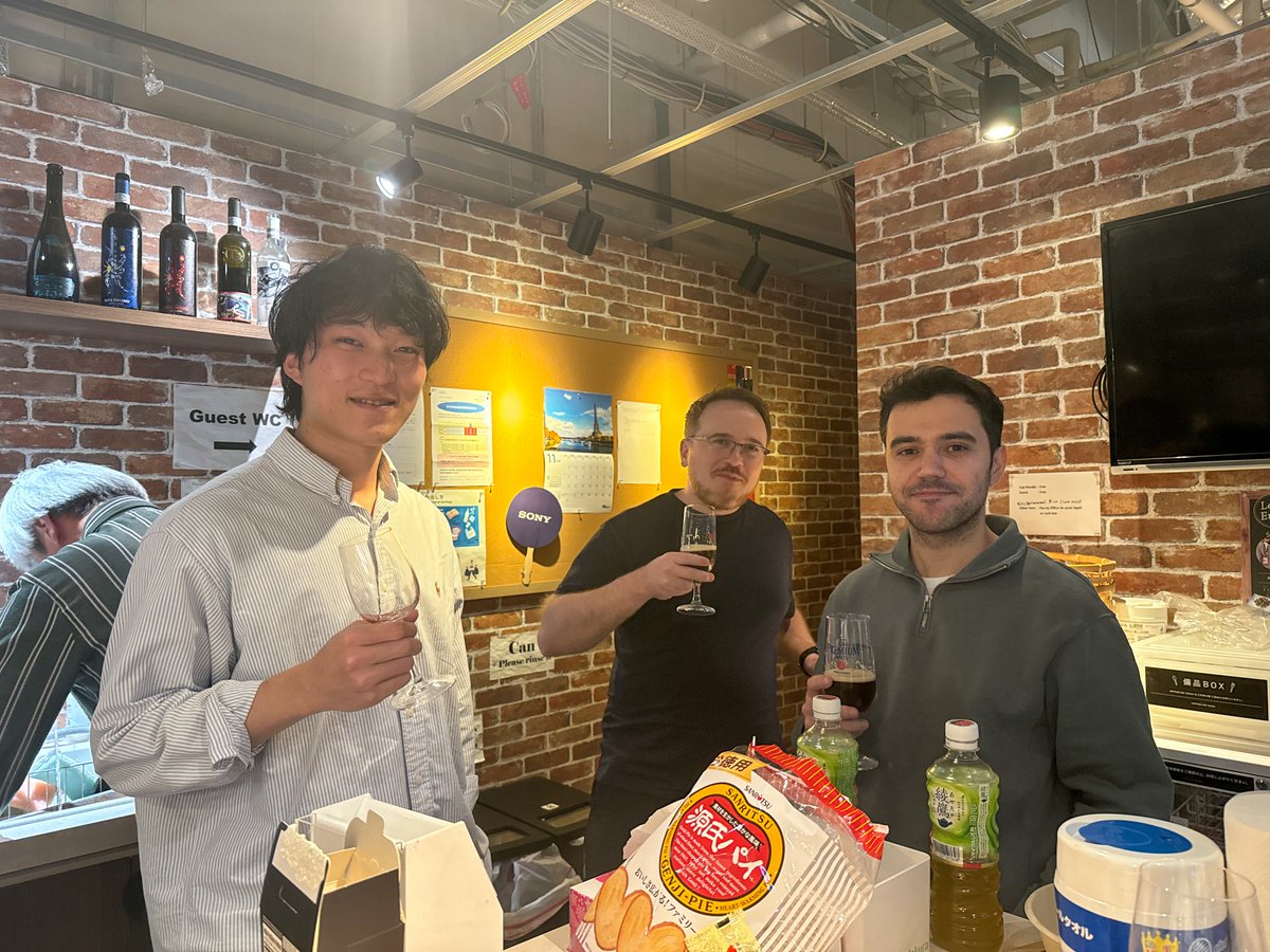 midokura's tweet photo. Every company has its own way to celebrate office life. 🥳

📍 At our #Tokyo office, Fridays mean coming together, winding down the week, and enjoying Flo’s cooking skills 👨‍🍳

🙌 Because great teams are built beyond meetings.
How do you keep your team connected after work? 👇 https://t.co/JK7PCSbQFA