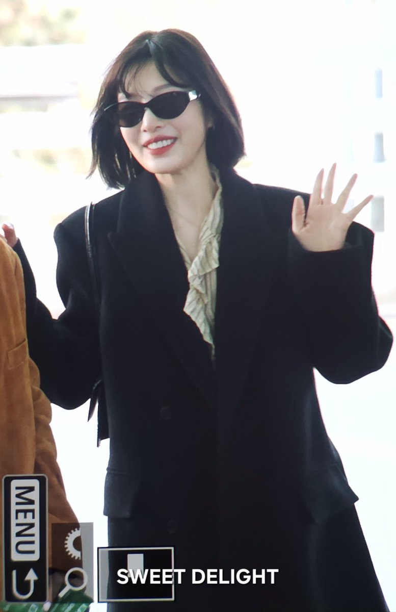 sweetDelight_5's tweet photo. 260130 ICN 출국
🐇🐤

#레드벨벳 #RedVelvet
#아이린 #IRENE #조이 #JOY https://t.co/wXOhHJ3HRn