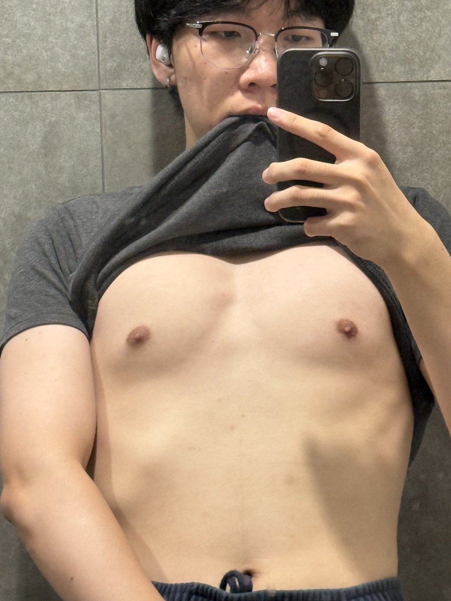 Shane tweet media