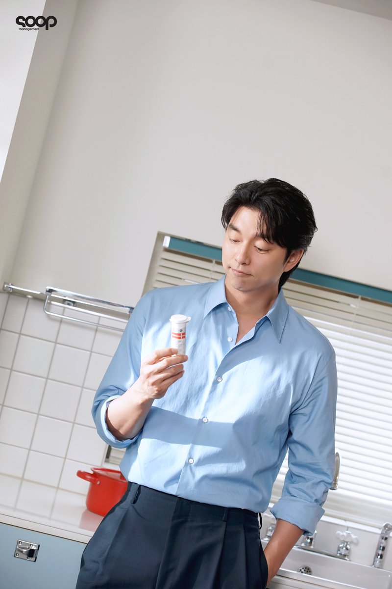 청량 컬러🩵 공유 배우로 활력 충전! 파워 UP! 💪