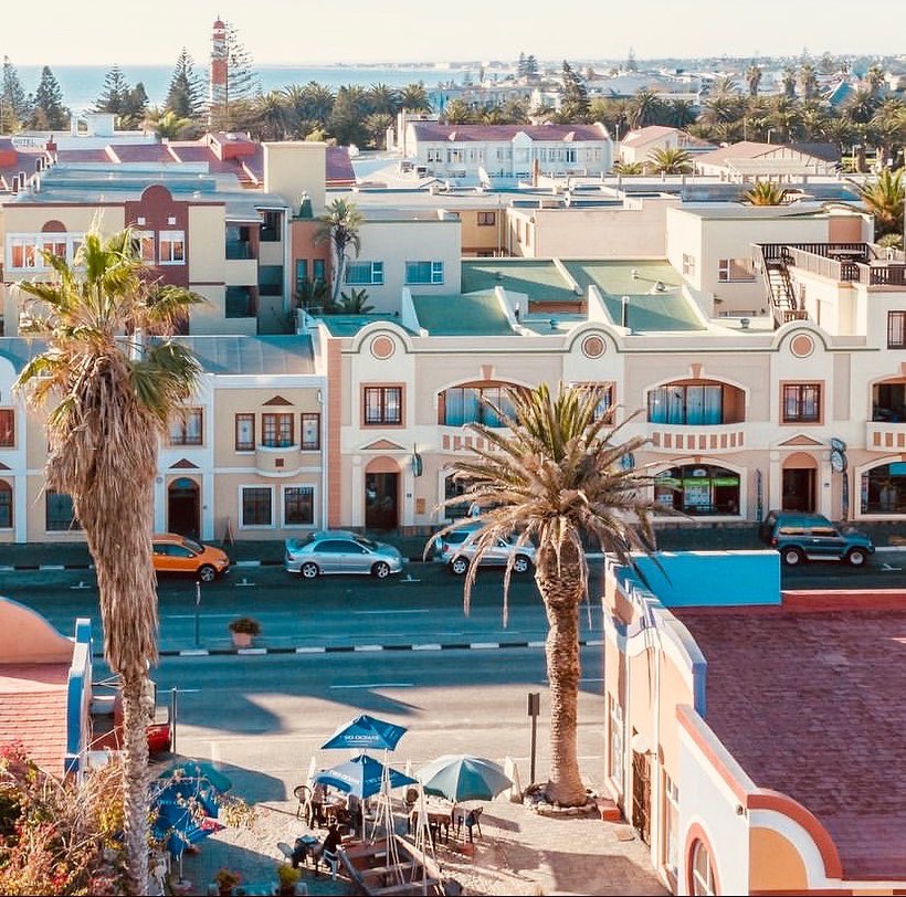 AfricaFirsts's tweet image. Sam Nujoma, Namibia’s 🇳🇦 first President for 15 years, never took loans from the World Bank or IMF, avoided nepotism, lived modestly, and led the independence struggle from exile.

After he retired, he stayed out of politics and used only local healthcare.