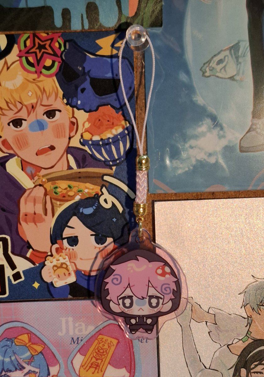 my tamon phonecharm 🥺🫶🩷