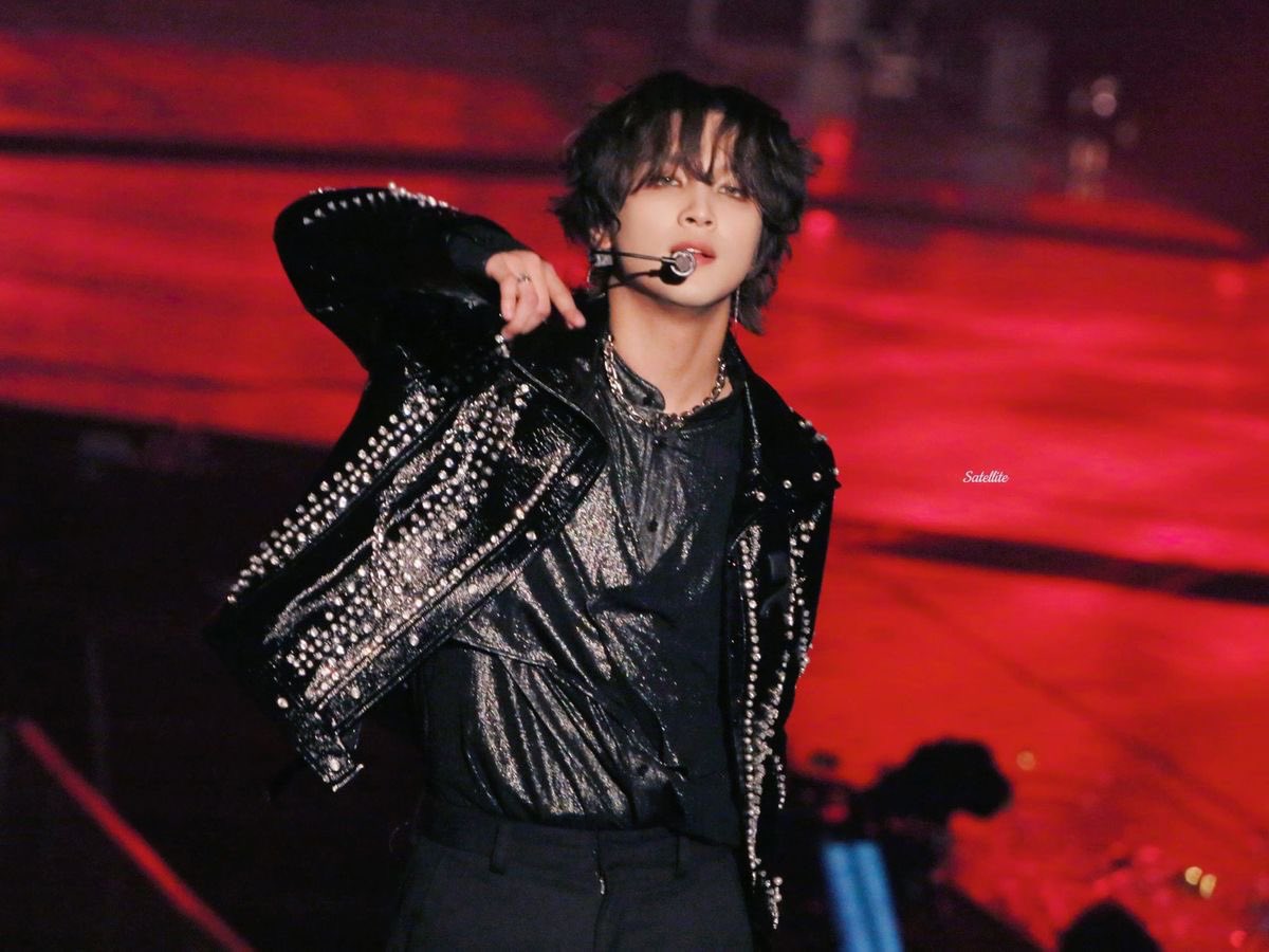 파마한 해찬이 보면 디유니티 생각남..저 머리 너무 잘어울렸는데