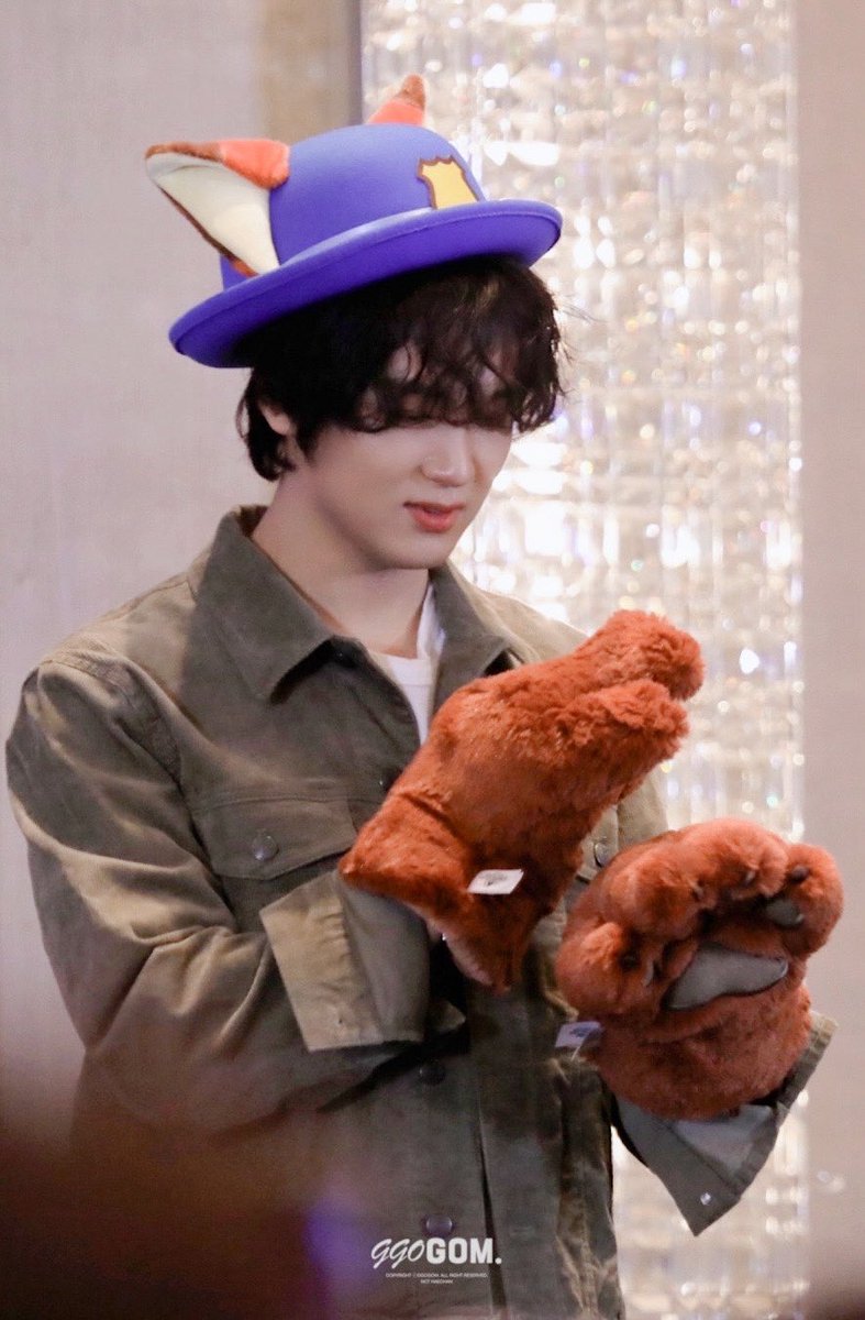 hc_000606_gom's tweet image. 260130 KMS 상하이
#HAECHAN #해찬 #ヘチャン
닉🦊인척 하는 햇냥이 아닌가