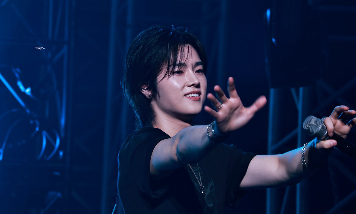 리이피! tweet media