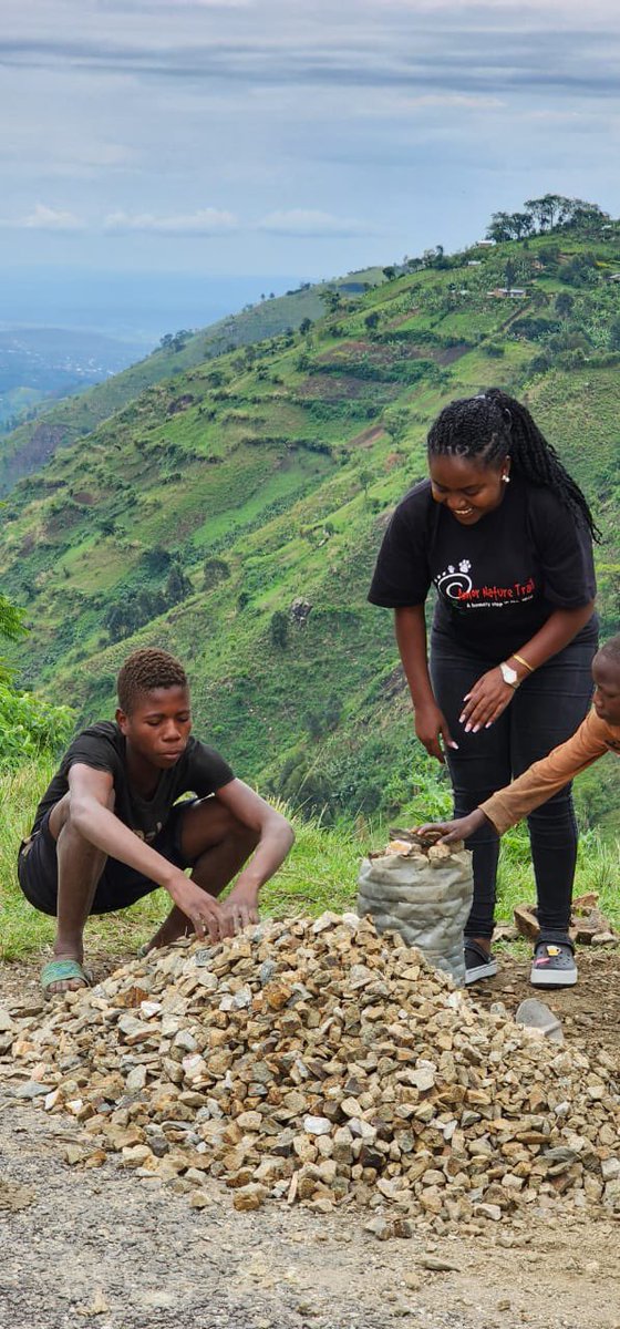 MusiimentaScov7's tweet photo. You can help educate more children of the fallen wildlife rangers by participating in the Uganda Wildlife Half Marathon #UWHM2026 as the kits will be available from 4th February, kits go for 30k bronze and 50k for gold. 
 
Happiness is free. https://t.co/z0JCtP0r4A
