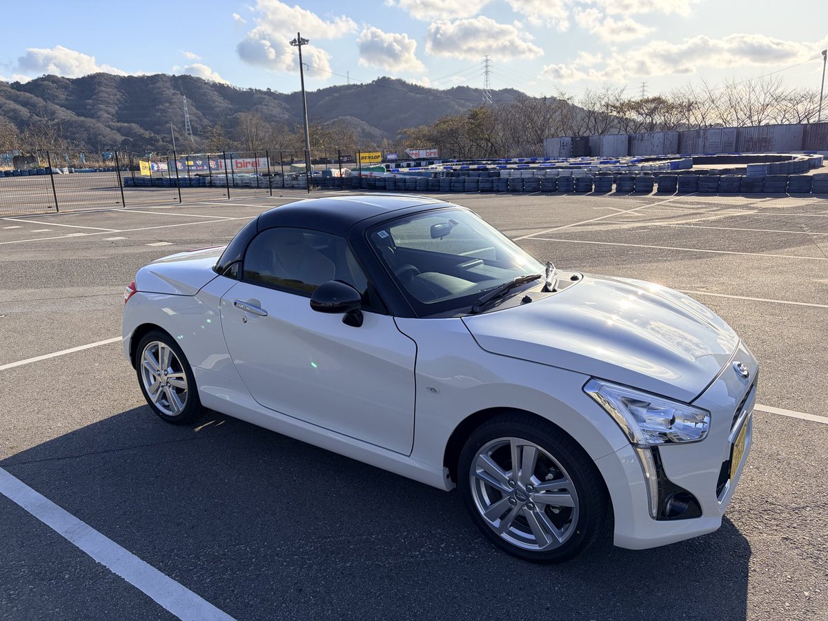 無事に納車！
コペン界隈の方々よろしくお願いします。
#初ダイハツ
#初オープンカー
#初ツーシーター
#初コペン