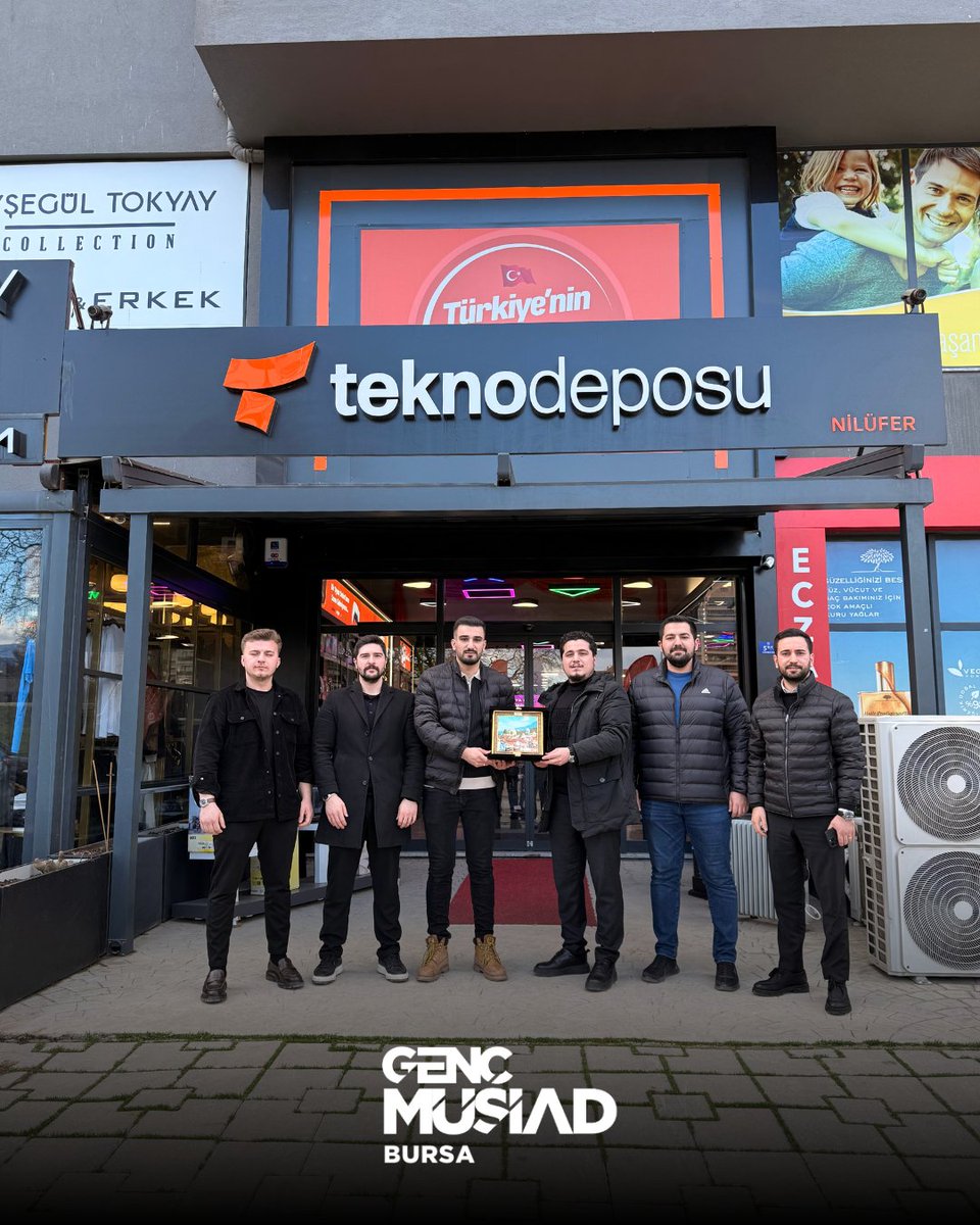 Genç MÜSİAD Bursa olarak üye ziyaretlerimiz kapsamında Abdulmenaf Kayar’ı Tekno Deposu’nda ziyaret ettik. Misafirperverliği için teşekkür eder, başarılarının devamını dileriz.

#GençMÜSİADBursa #ÜyeZiyareti #GençMÜSİAD
<a href="/smesihcil/">Süleyman Mesih Çil</a> <a href="/MagsumU/">Mağsum Usta</a> <a href="/gencmusiad/">Genç MÜSİAD</a>