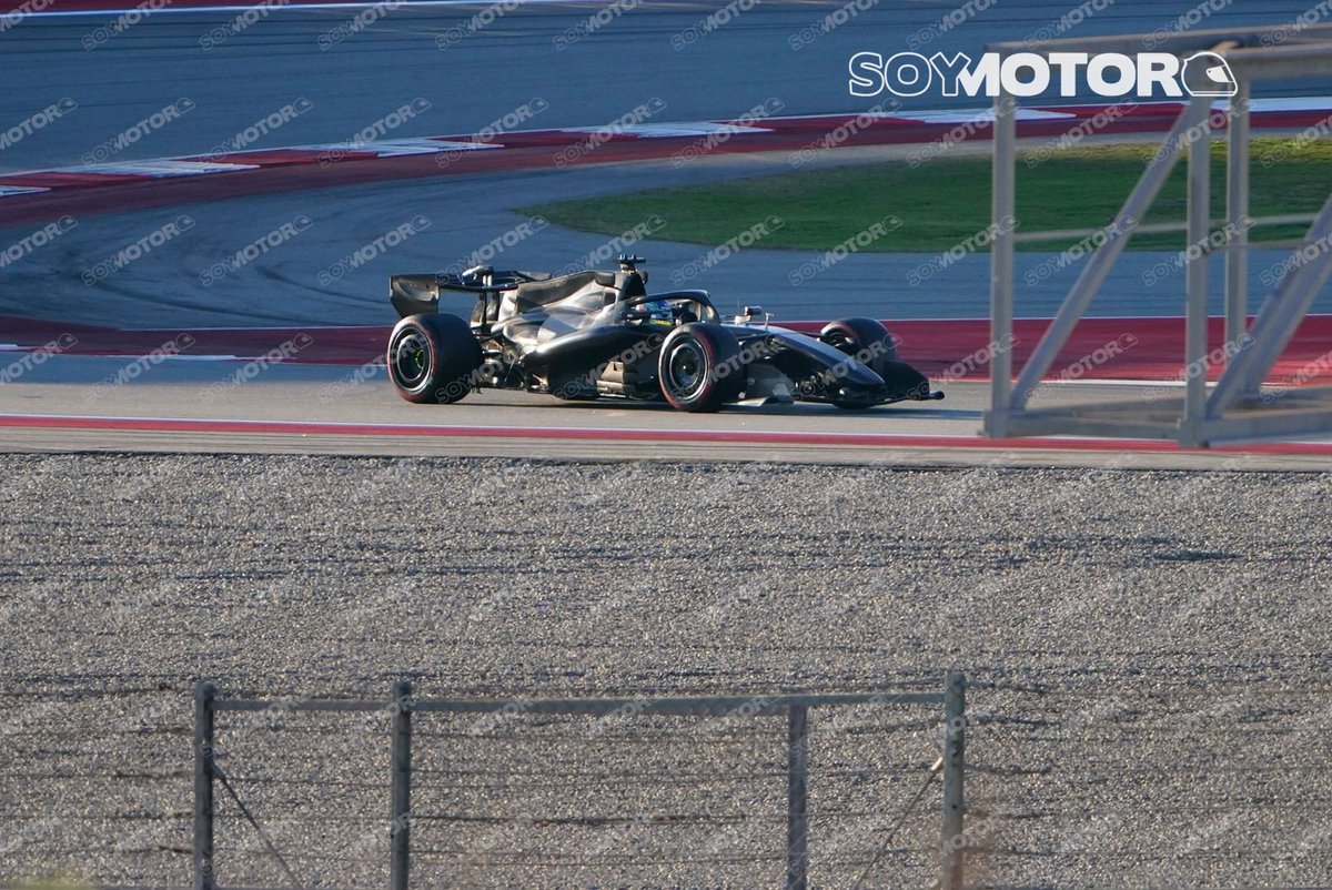 🤩¡¡¡SALE FERNANDO A PISTA!!! 

🤩Primera vez del asturiano al volante del AMR26

➡️Ha dado dos vueltas y ha regresado al Box

#F1 #F1Testing