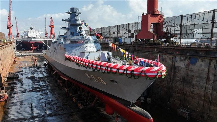 🇹🇷⚓️ KUVVET HEDEFLERİNE ULAŞILMADAN FIRKATEYN SATIŞI YAPILMAMALIDIR ‼️

1️⃣ Deniz Kuvvetleri Komutanlığı; Karadeniz Uyumu ve Akdeniz Kalkanı Harekâtları, Libya açıklarında görev yapan Türk Deniz Görev Grubu ve NATO yükümlülükleri kapsamında Anadolu Deniz Görev Kuvveti dâhil olmak