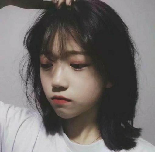 hide628r's tweet image. Late fees on that library book