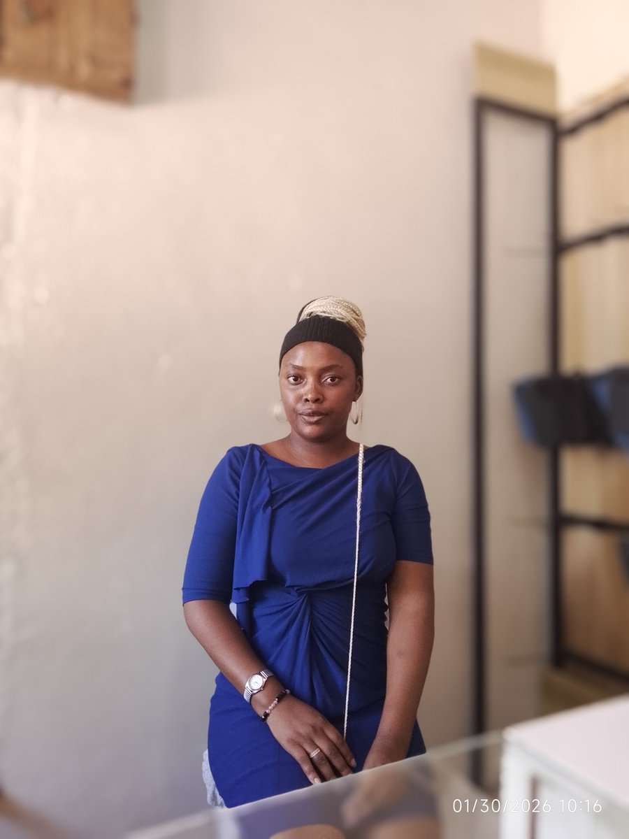 It's Not My Favorite Color For Nothing 
💙🫢🙃