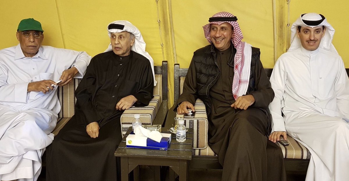 SalehAlmulla's tweet photo. أول من رفع كأس الخليج وهدافها في أول بطولة.. ومن خط ورسم وزملائه بدايات النهضة والريادة الرياضية.

في ذكرى رحيل اللاعب الدولي الكبير.. الإنسان الوطني والشهم محمد المسعود..

أستذكر باعتزاز تاريخه الرياضي الكبير، ومواقفه الوطنية المُشرفة التي لا تُنسى أبداً، والماضي الجميل الذي رحل برحيل رجالاته.

رحمك الله يا عم بوفهد وأسكنك فسيح جناته.