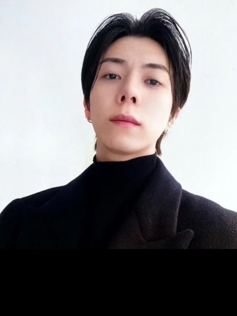_0_00_000_0's tweet photo. 퍼석 🥵 https://t.co/JNAM1J54Ay