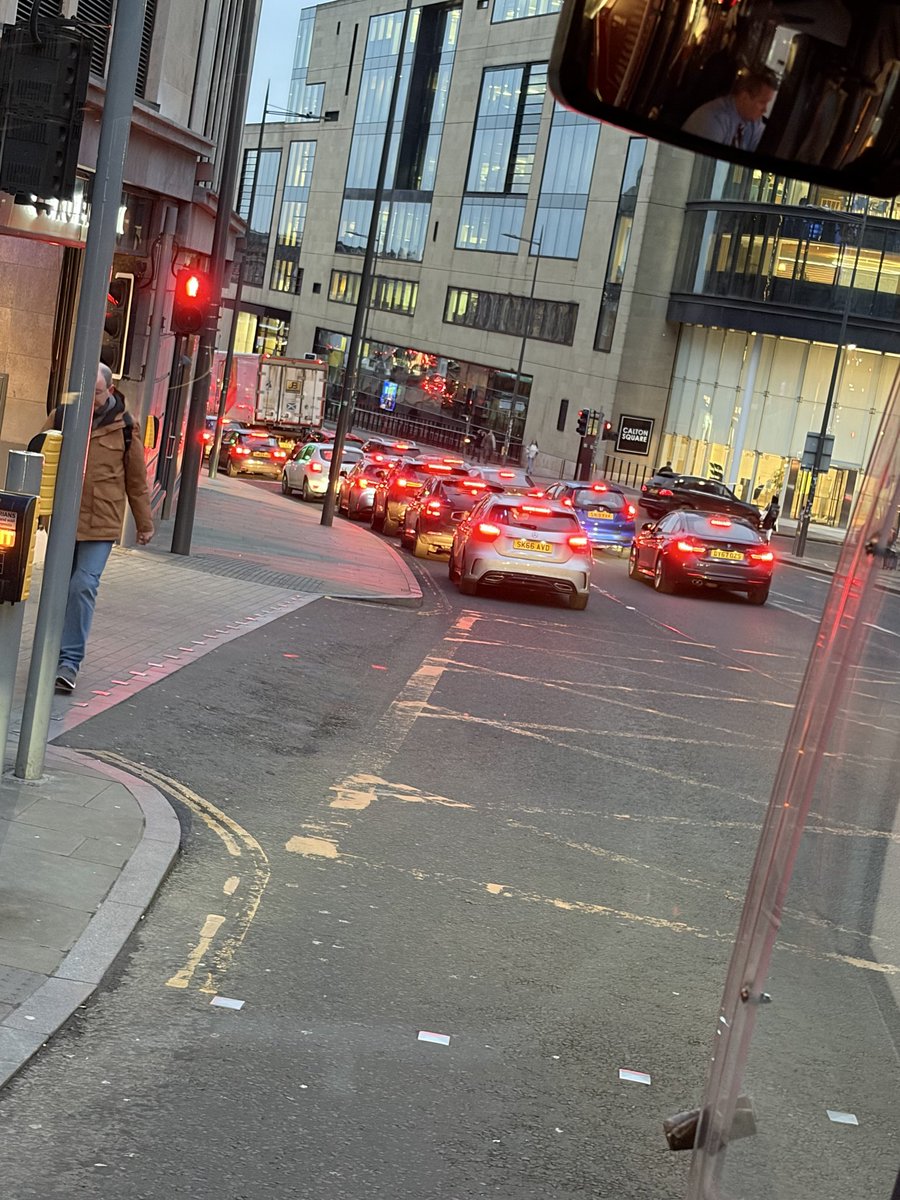 davidsbm's tweet photo. @Edinburgh_CC are you actually kidding me with the road layout on Leith Street. I’ve been stuck on a bus for ages and there’s no let up https://t.co/Eklebncn4y