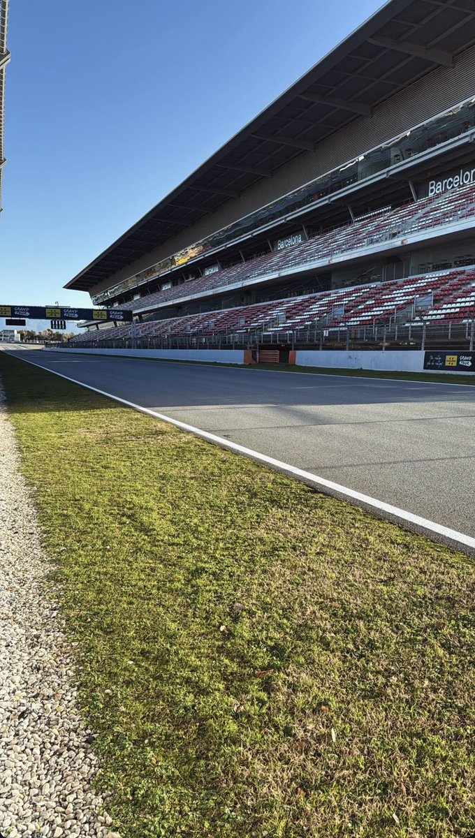 robertofunoat's tweet image. Splende il sole al Montmelo’ #F1 #WinterTest #Day5