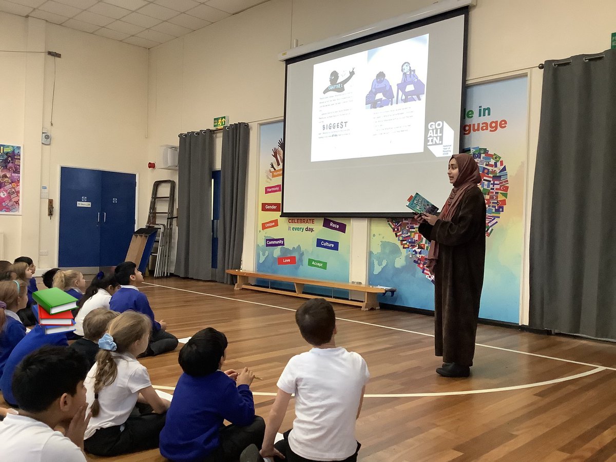 ReinwoodJuniors's tweet photo. Year 3 and 4 were treated to a fantastic assembly with the brilliant author @FarhanaIslam93 who told us all about being and author, read a chapter of her new book and inspired the children to plan their own adventure! Thank you to @Lindley_Books. #RJSEnglish #RJSReading https://t.co/NHX7zubHFL