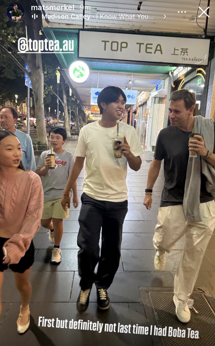 LearnerTienNews's tweet photo. More bubble tea or boba for Learner Tien please. 

Boba gang 🧋🤗 

#TeamTien #TienNation #AO26 #TopTea https://t.co/75xOQRlzyI