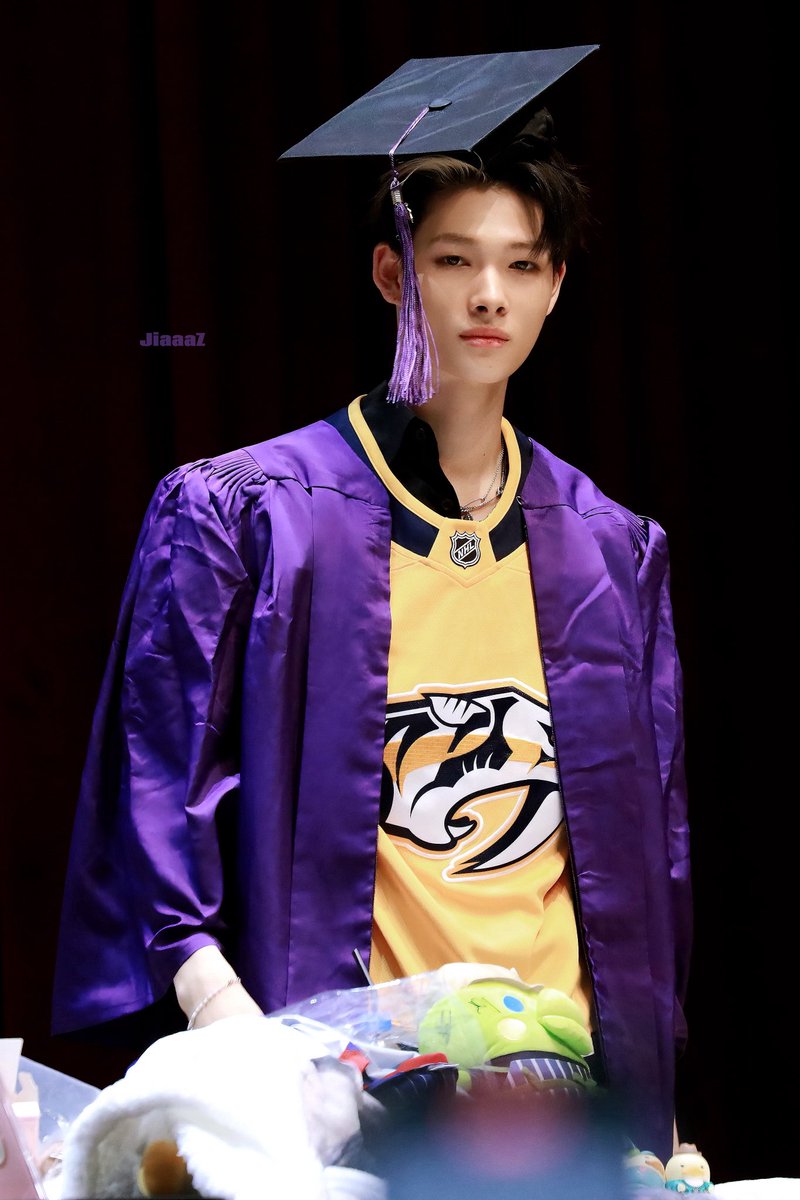 260129

💜🎓

#ENHYPEN #엔하이픈 
#니키 #NI_KI #ニキ