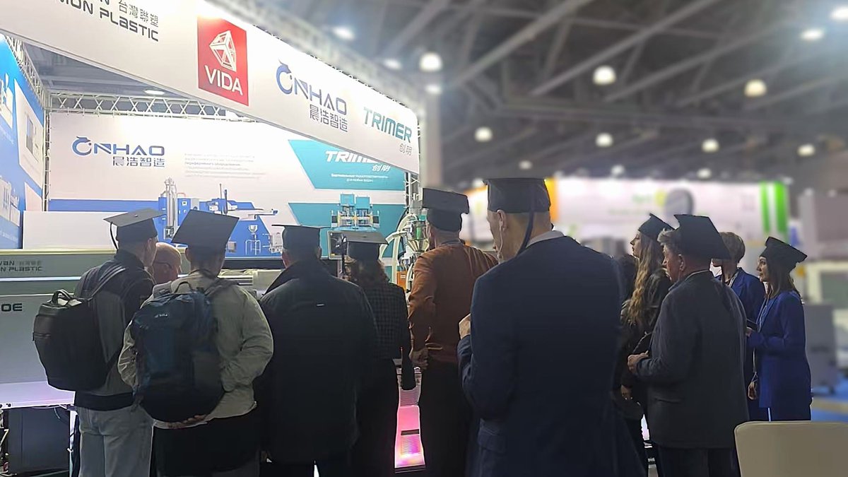 overseas82569's tweet photo. Final day at #RUPLASTICA 2026 !​ Thank you to all the professionals who dropped by our booth. Explore smart auxiliary equipment and integrated plant planning solutions. 
Looking forward to the next time! #PlasticsIndustry #ManufacturingSolutions #PlantPlanning #AuxiliaryEquipment https://t.co/1aVByTMQ4O