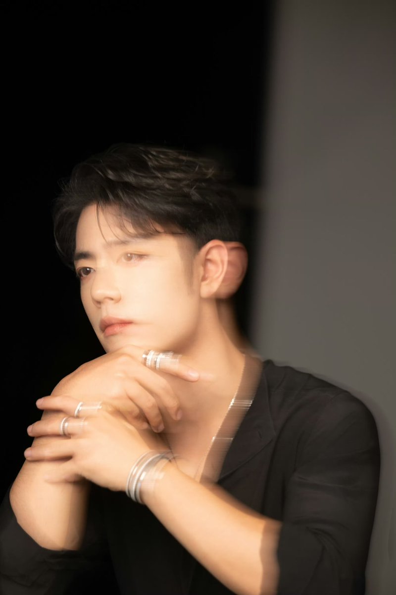 bunnyboxz's tweet photo. สตูมาลงรูปกับคลิปเบื้องหลังถ่าย Boucheron

#เซียวจ้าน #XiaoZhan #XiaoZhanxBoucheron https://t.co/CAegWvD1UG