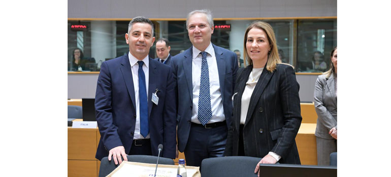 Bruxelles: Priorità per la Grecia: rafforzare e coordinare meglio i controlli sui prodotti agroalimentari importati
ℹ️facebook.com/PuntoGrecia.gr…