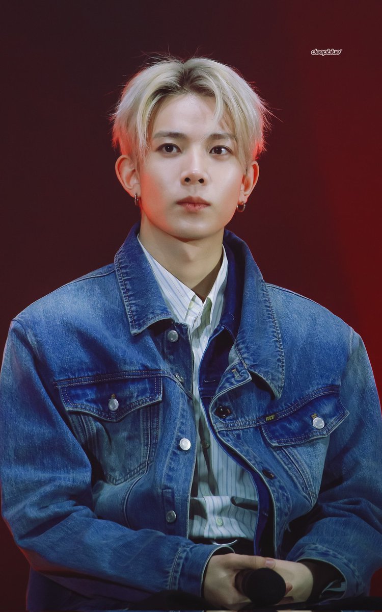 𝗱𝗲𝗲𝗽𝗯𝗹𝘂𝗲 tweet media