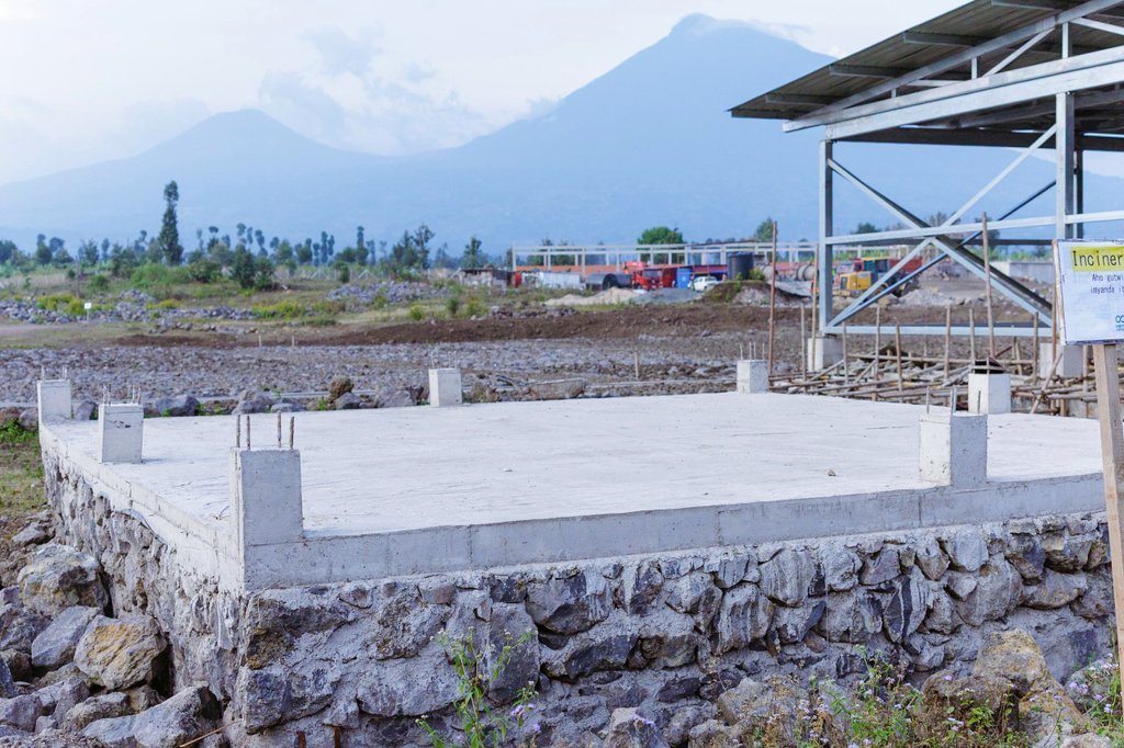 🛑PHOTOS: The Minister of State in the Ministry of Infrastructure, <a href="/Jadouwihanganye/">Jean de Dieu UWIHANGANYE</a> , visited a sanitation treatment plant project in Musanze District, currently 71% complete. The facility will process waste from latrines and the public landfill, aiming to deliver modern and
