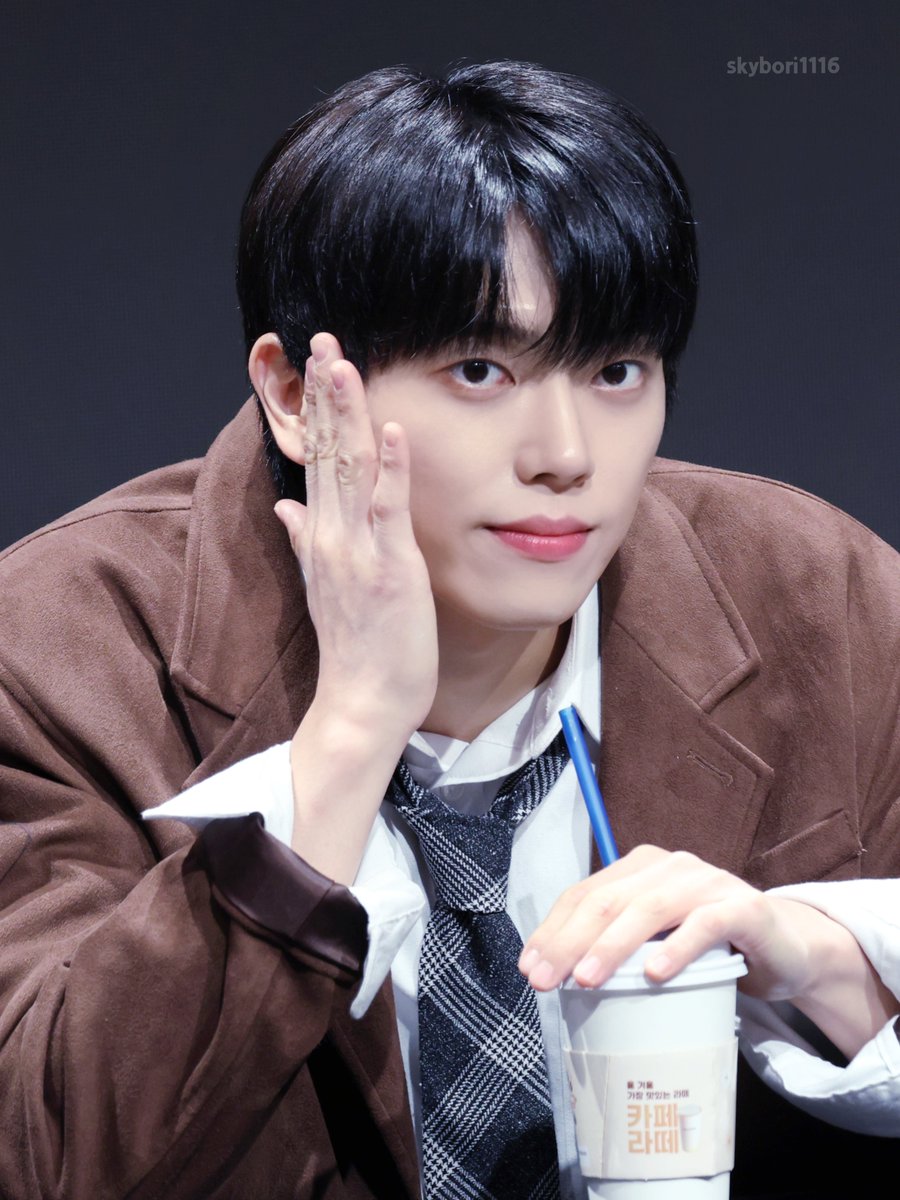 하리 tweet media