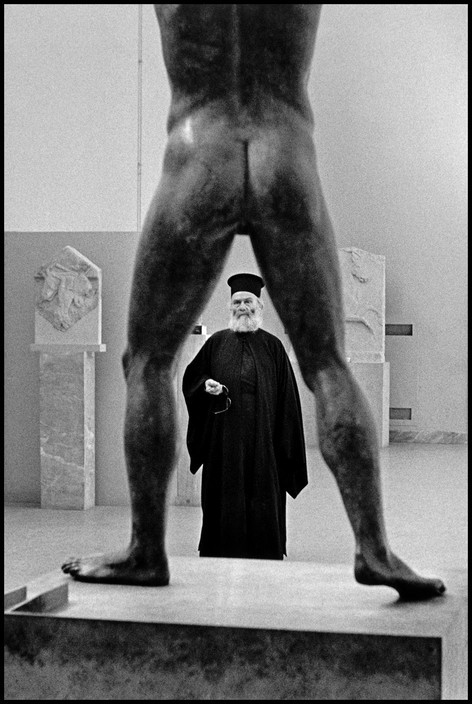 Acropolis Museum, Athens, Greece, 1963. Photographer: Elliott Erwitt, Magnum Photos.