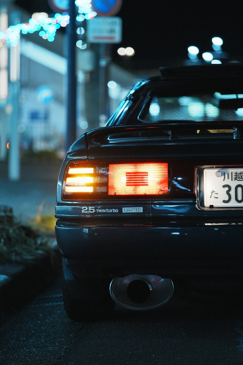だから言ってるじゃないですか、
車は夜の方がカッコイイって

#夜は数倍かっこいい俺の愛車選手権