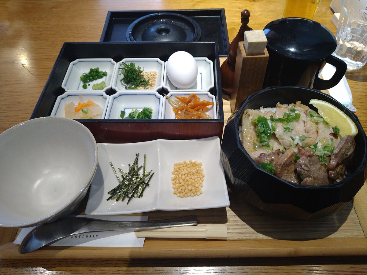 smithyuta's tweet photo. 帰省ついでに草津で家族旅行なり https://t.co/1EfhgFRn2g