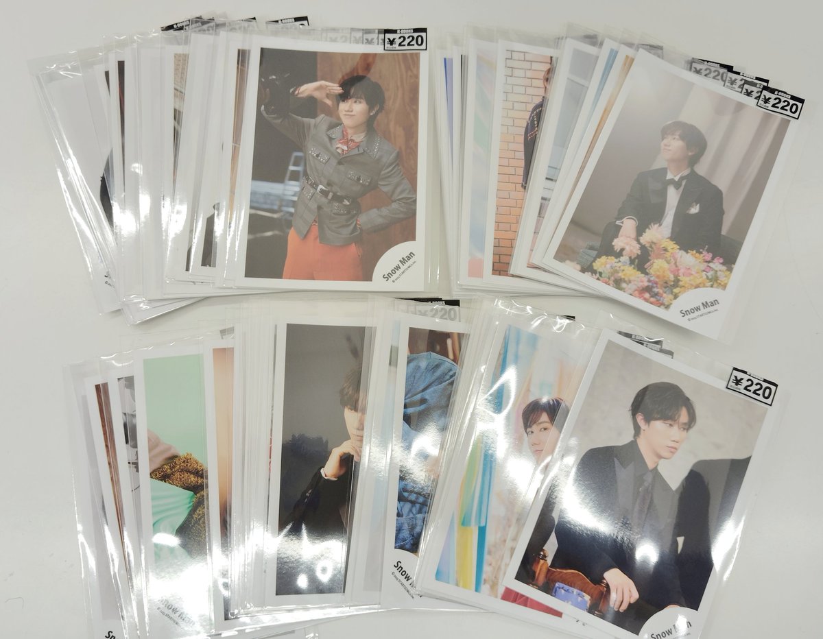 入荷情報】 #SnowMan #阿部亮平 さん 2025年の公式写真が纏まって入荷