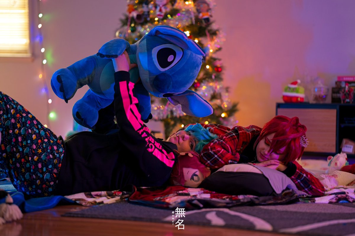 n3utr0nstar's tweet photo. FloRiddle sleepy pics!! : D @City_Blu_
#floriddle #twst #twistedwonderland #cosplay #twstcosplay #floydleech #riddlerosehearts #floydxriddle https://t.co/06Q9V47mAR