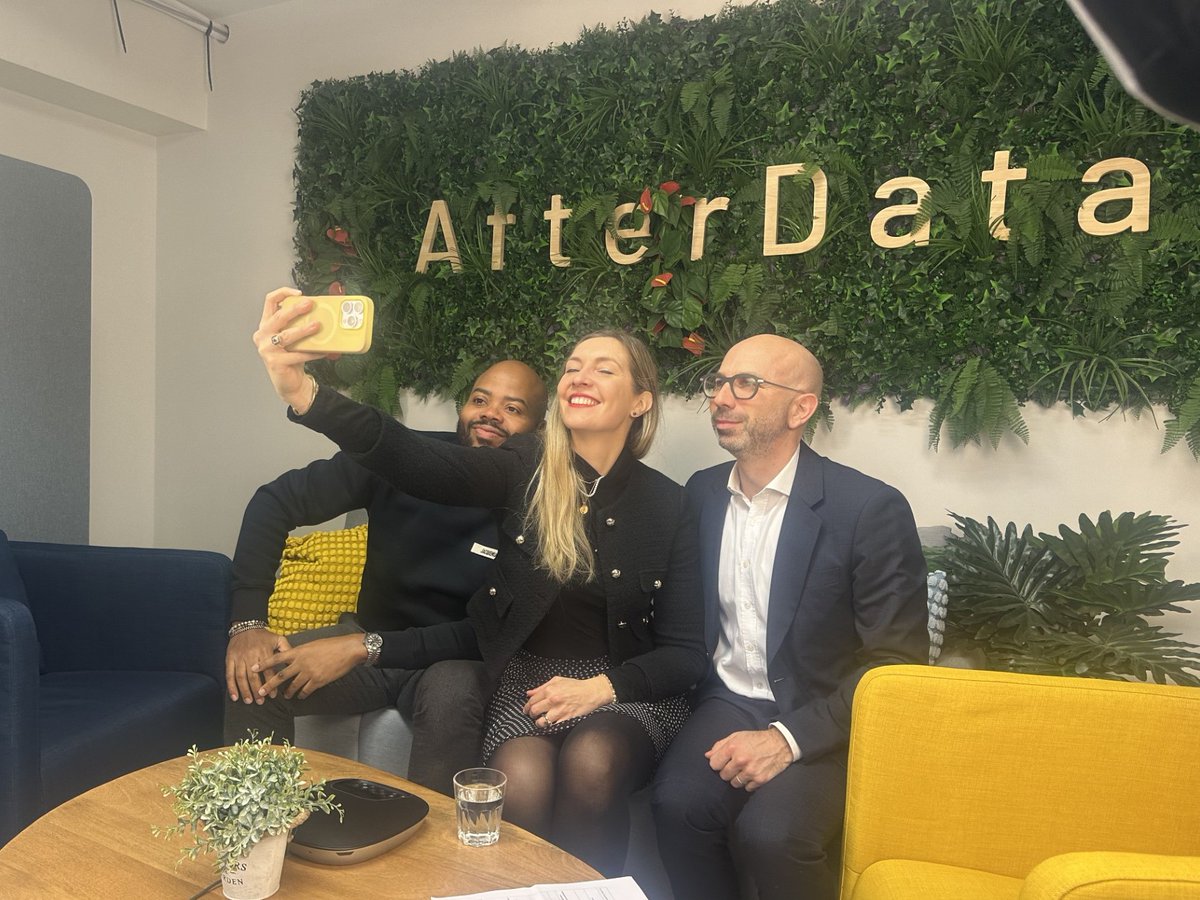 AfterData tweet media