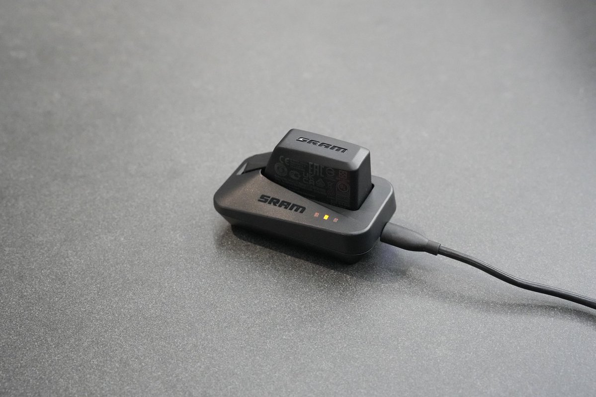 あなたはシマノ派？スラム派？
TARMAC SL8 COMP – SRAM RIVAL AXSのご紹介！
specialized-store.jp/sendai-izumi/b…