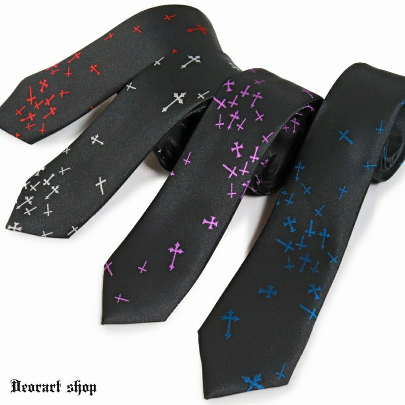 おすすめアイテム】 色違いで揃えたいゴシック・パンクな雰囲気抜群の