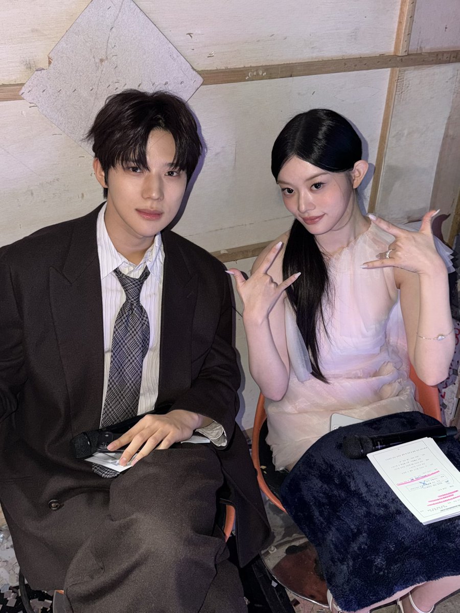 MC MINJU &amp; SANGMIN are now signing off as MC on Music Bank. Thank you for your hard work our precious Sangminju. OUR BEST MC DUO!

#ILLIT #아일릿 #MINJU <a href="/ILLIT_official/">ILLIT official</a>