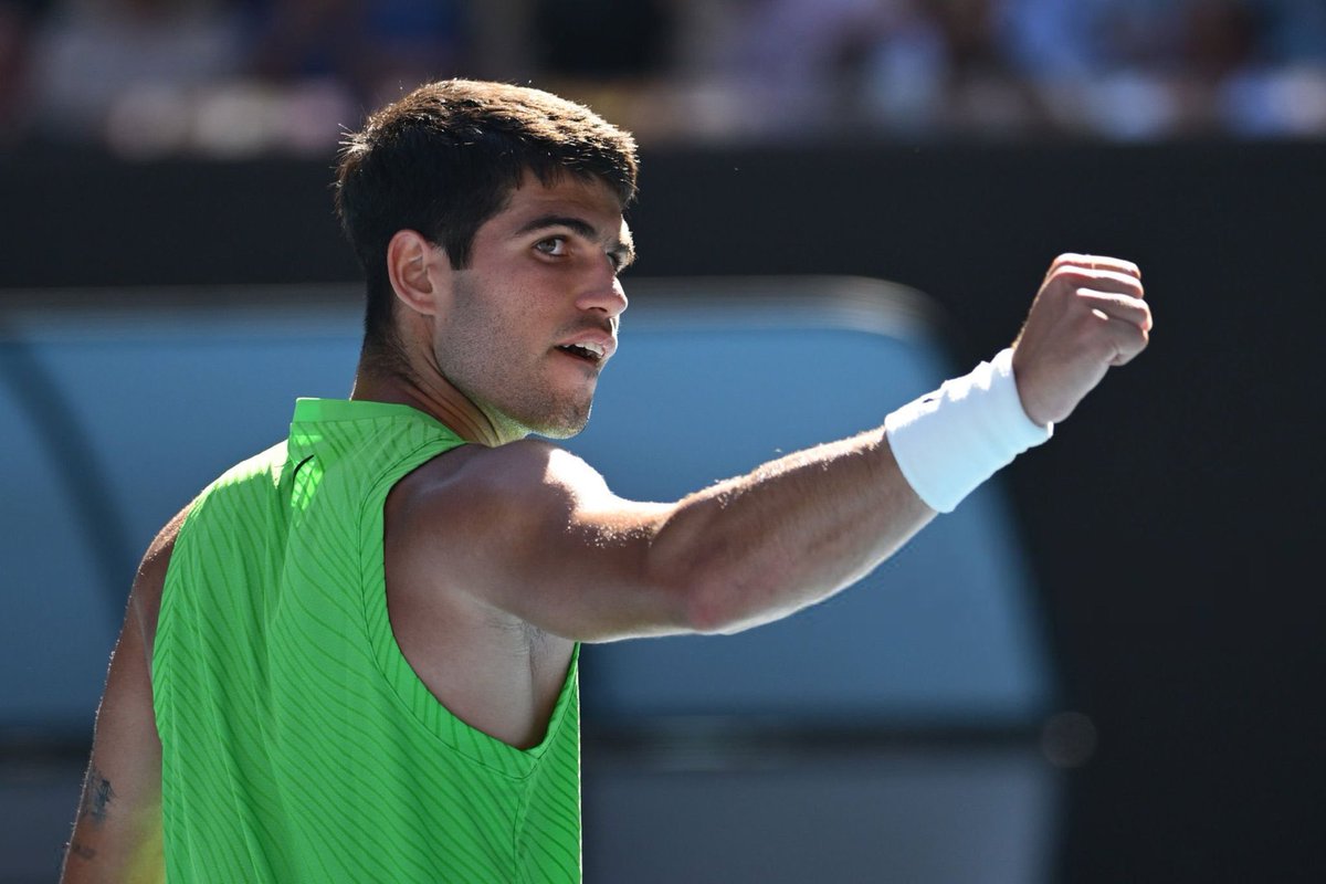 AlbertOrtegaES1's tweet image. -Periodista: "¿Cómo demonios has ganado este partido?"

-Alcaraz: "He tenido que poner todo mi corazón en el partido. La clave siempre es creer en ti. No importa lo que pase. Siempre tienes que creer en ti y pelear".