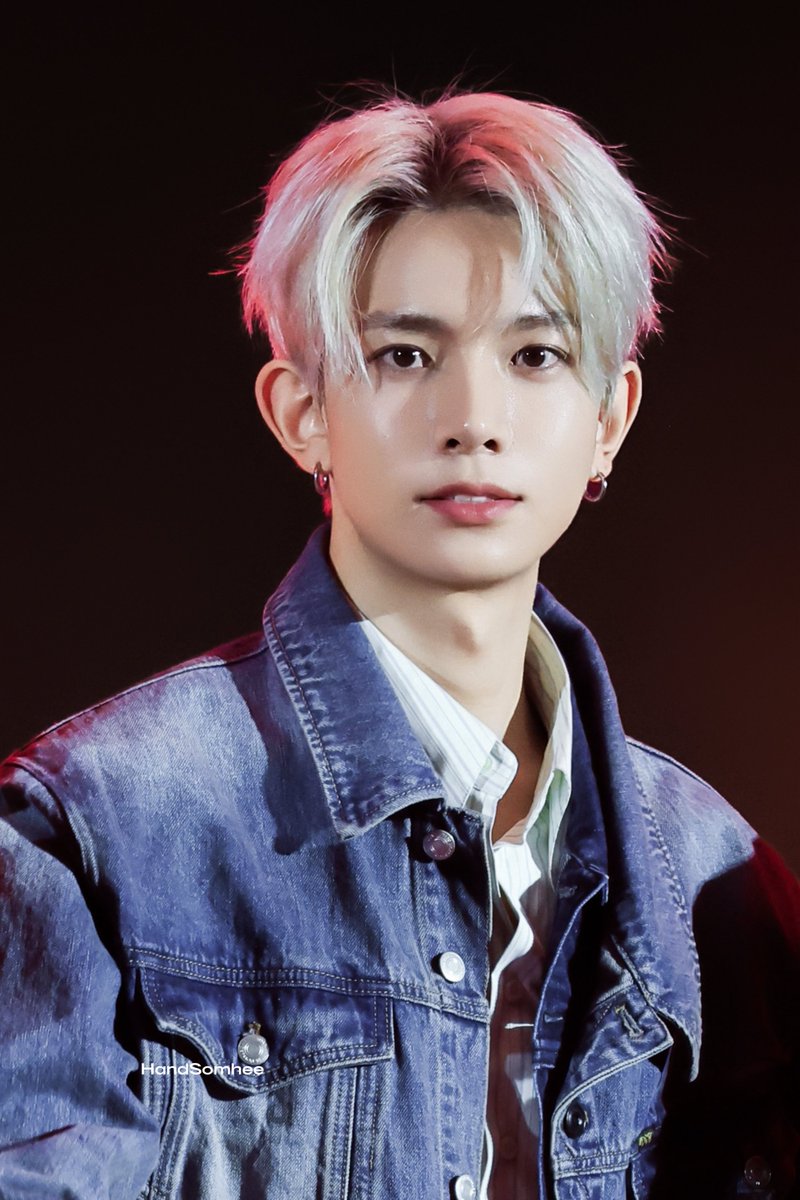 HandSomehee tweet media