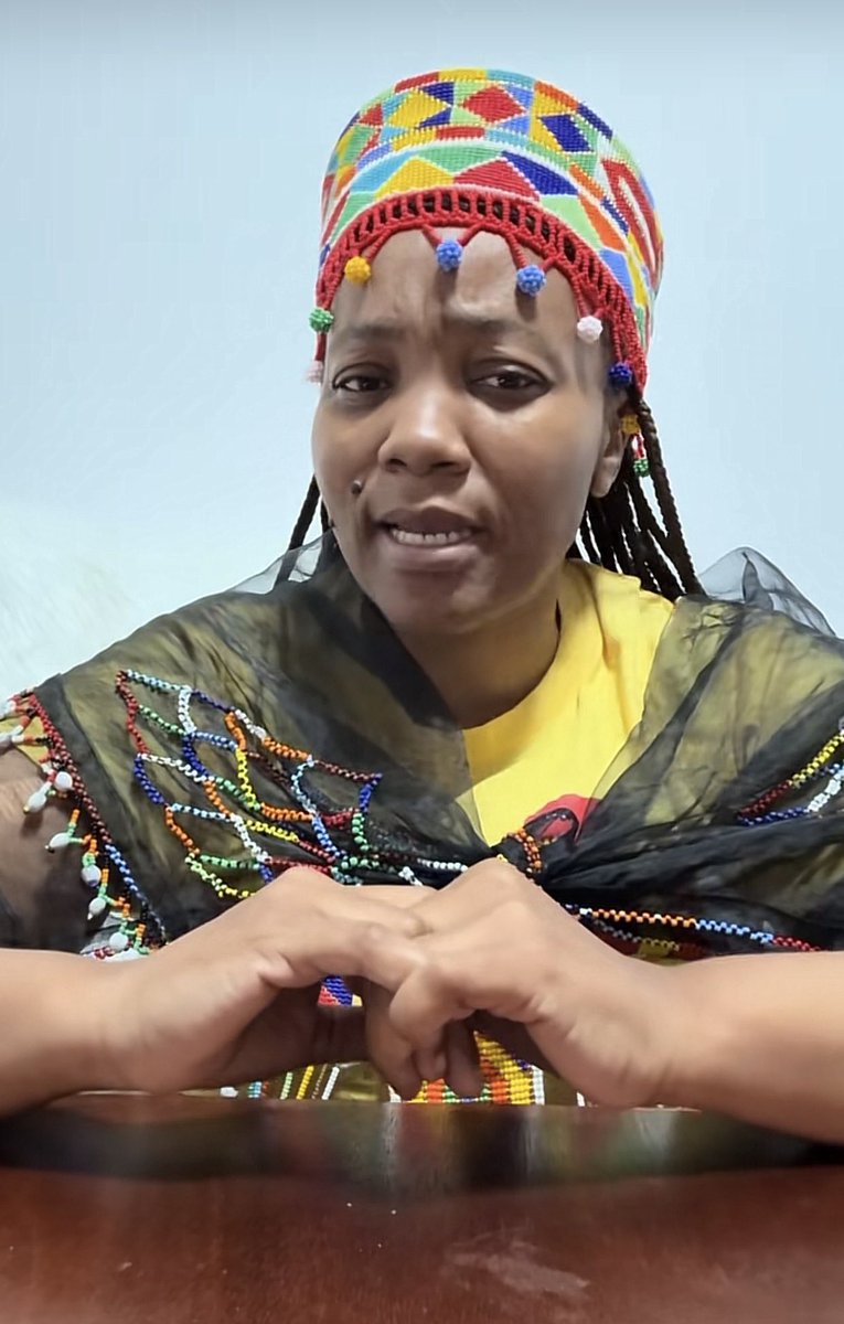 AdvoBarryRoux's tweet photo. Her name is Londiwe Ngcamu Zulu from KZN! The Self-styled Royal Zulu Princess! She uses the royal  surname Zulu even if she is not royalty. Londiwe is a fraud &amp; a criminal. Londiwe once used VNs to ask military veterans to submit CVs for a bogus programme, while posing as royalty https://t.co/M1FxrQzEnj