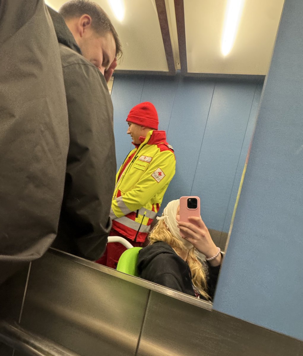 Benedikte tweet media