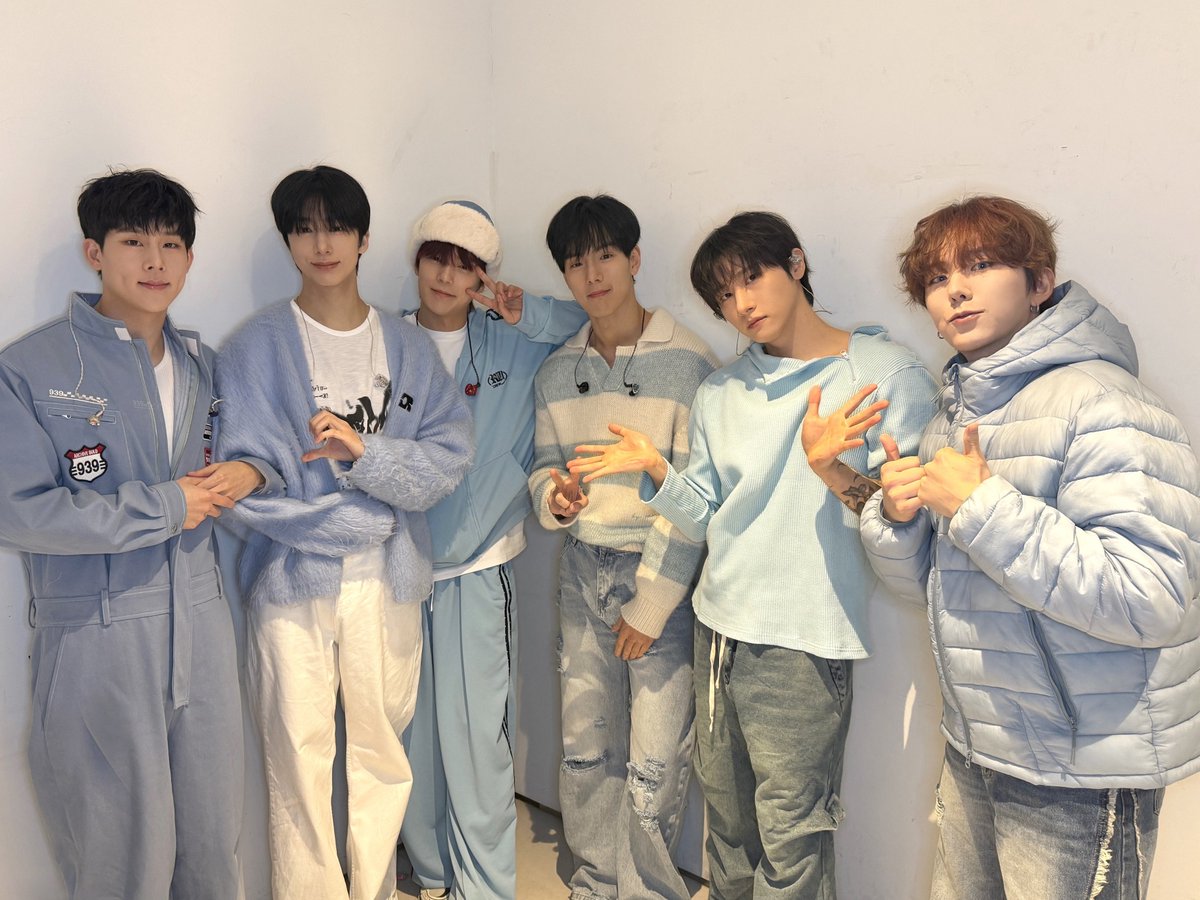 📸
260130 #몬스타엑스 
DRESS CODE Check ✅

오늘의 드레스코드는 하늘색!
#몬베베! 드레스코드 준비 됐나요? 

#MONSTAX #MONSTA_X
#MONSTAX_THEX_NEXUS