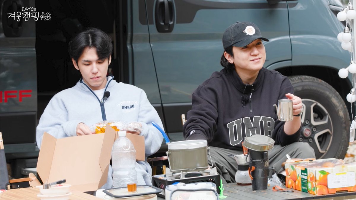 동 tweet media