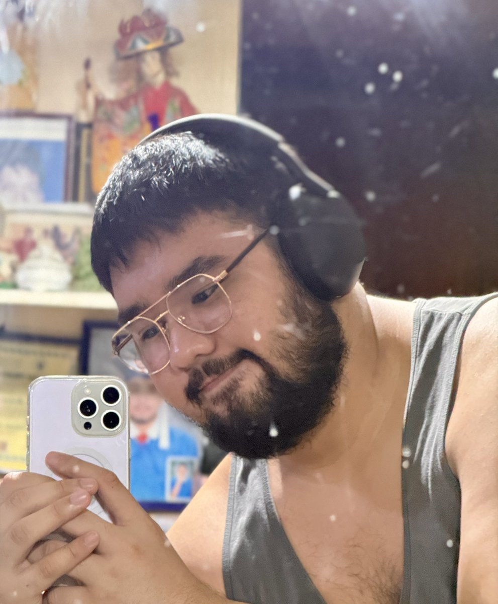 𝗯𝗮𝗱𝗷 tweet media