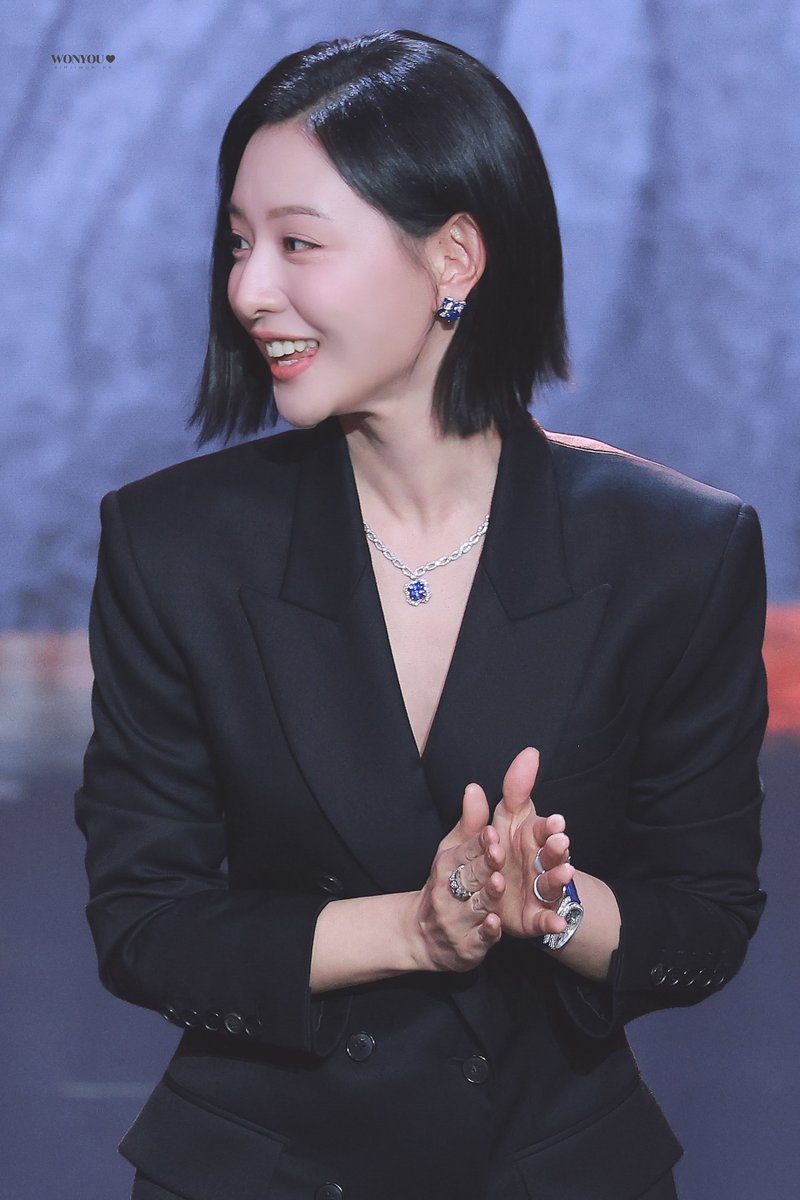 260101 1월🖤

#김지원 #KIMJIWON