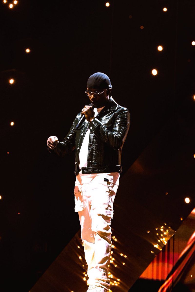 Kulturlesite_'s tweet photo. Werenoi aurait dû fêter ses 32 ans aujourd’hui 🕊️

Le rappeur devait se produire ce soir à La Défense Arena… https://t.co/ONm6NcyRMB